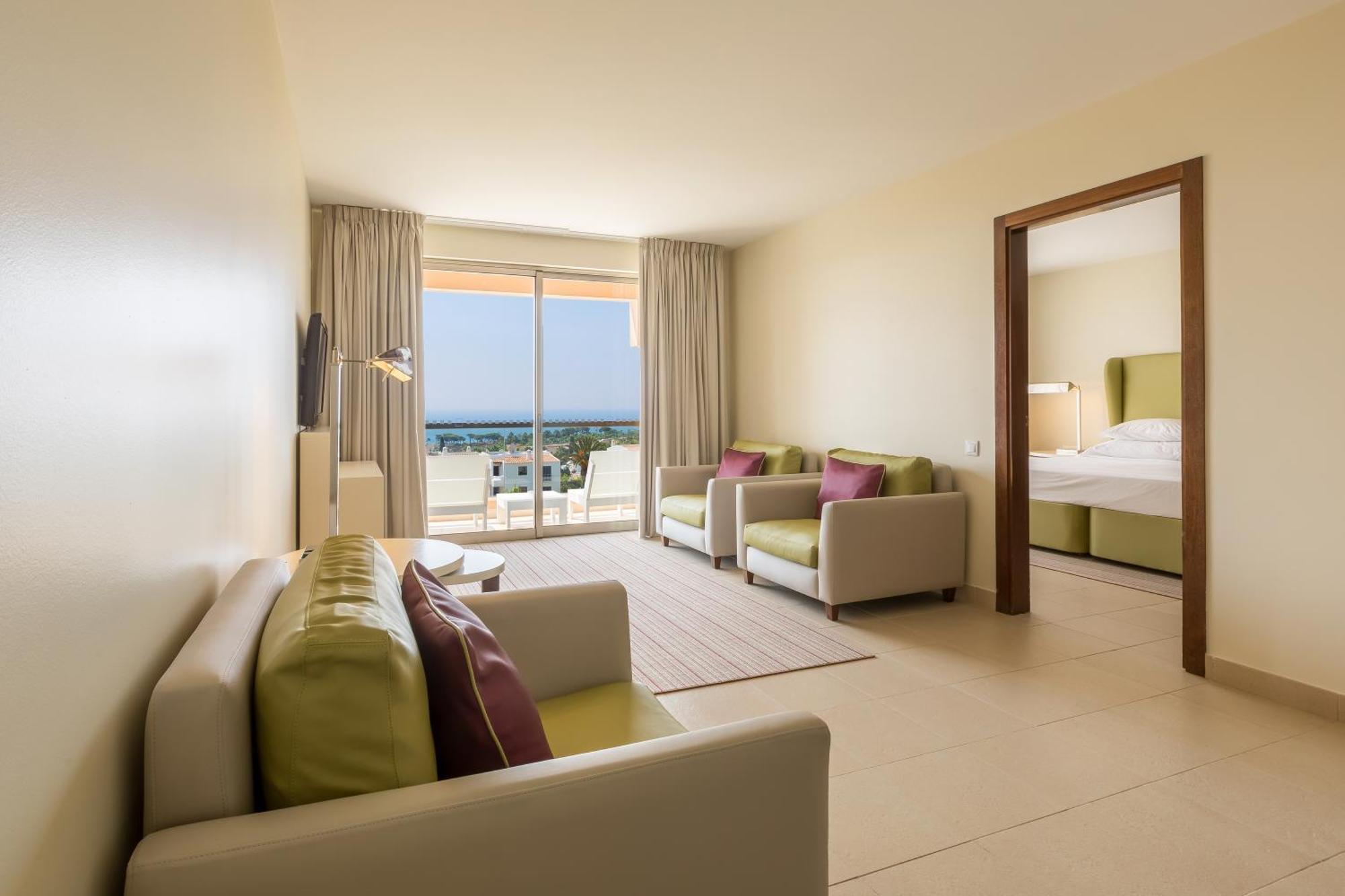Suite met 2 Slaapkamers en Uitzicht op Zee
