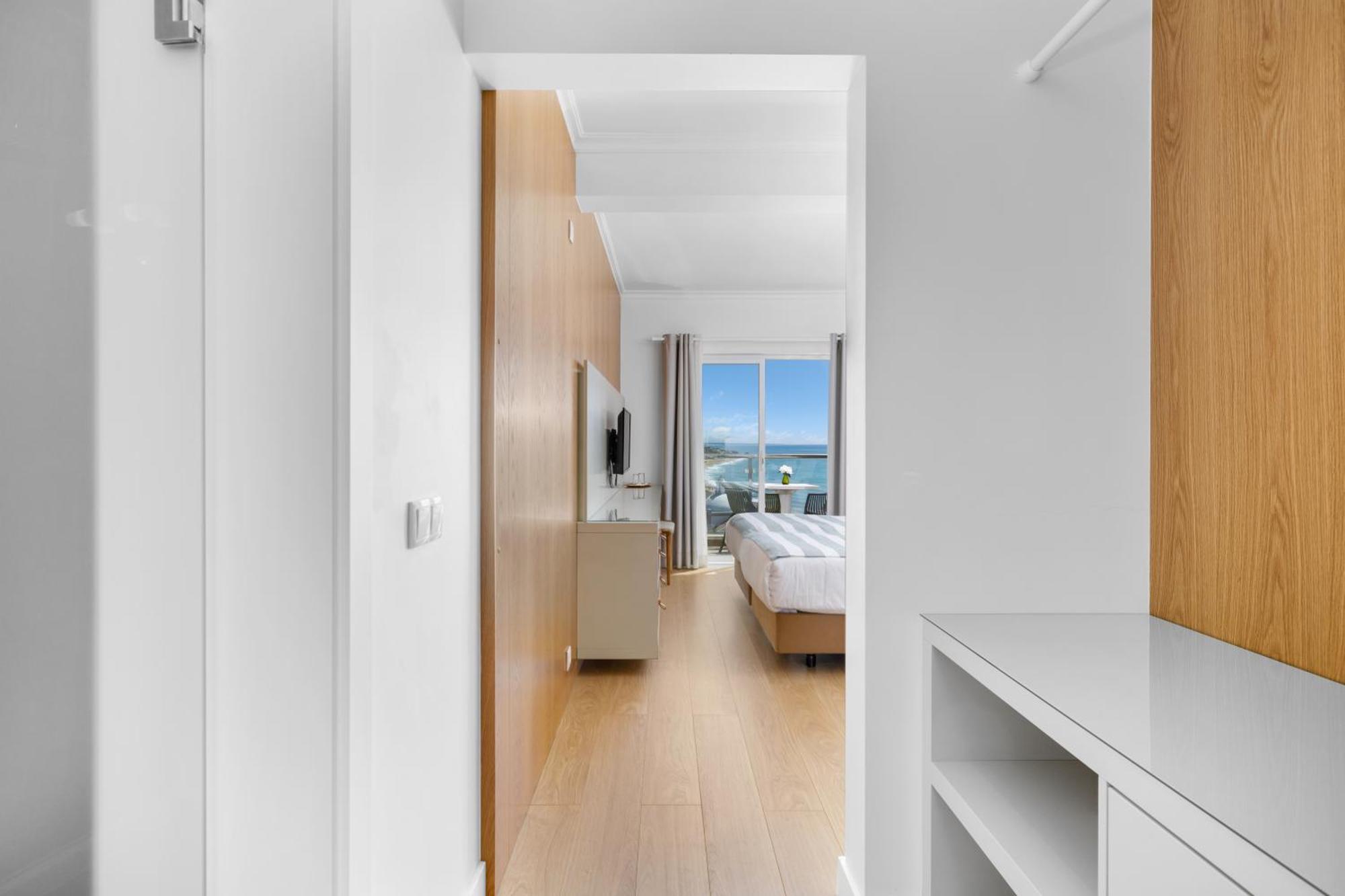 Quarto Twin/Duplo Superior com Vista Mar