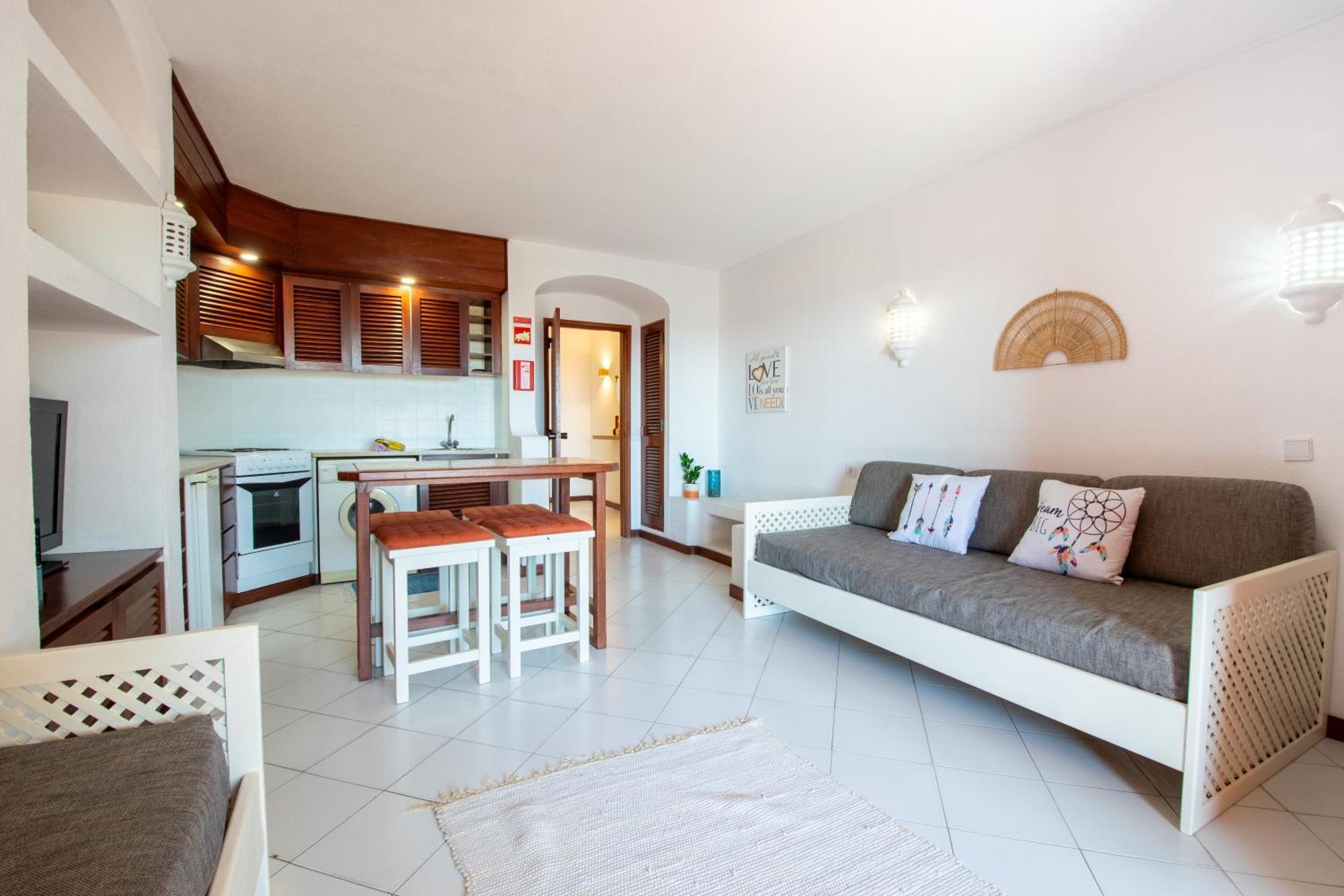 Apartamento com Vista Piscina