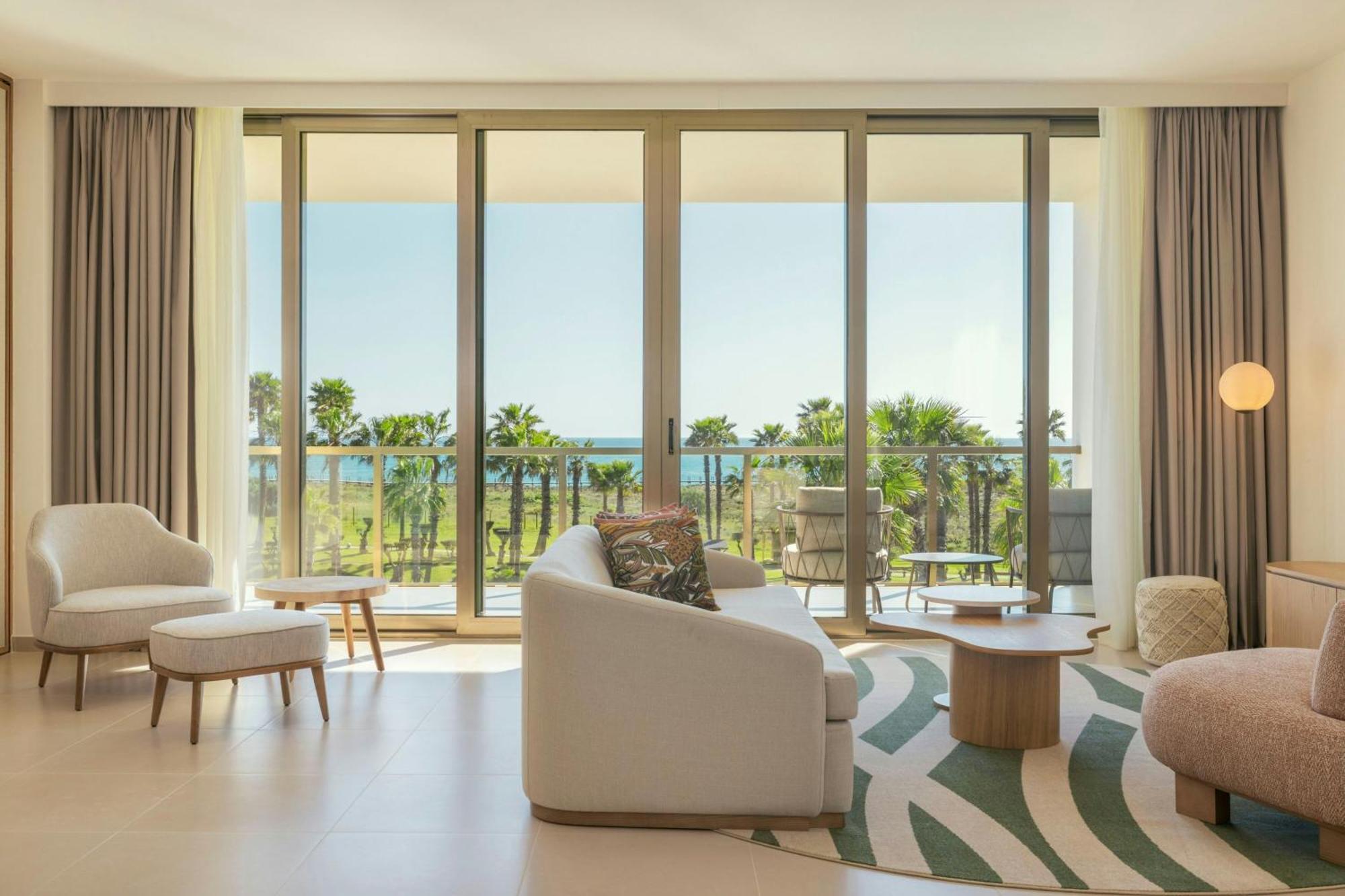Suite Junior con balcón y vistas al mar - Cama extragrande