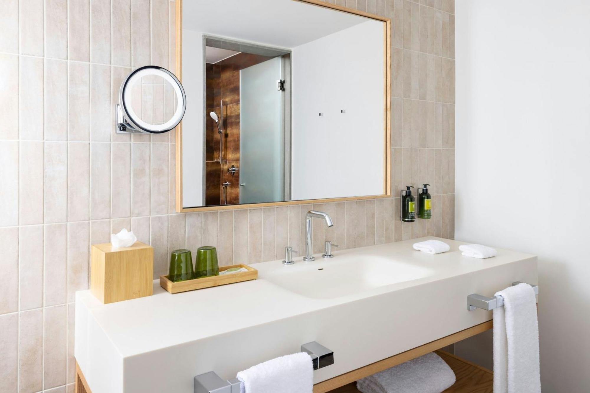 Suite Presidencial com 2 Quartos, Varanda, Vista Mar e Acesso ao Club Lounge