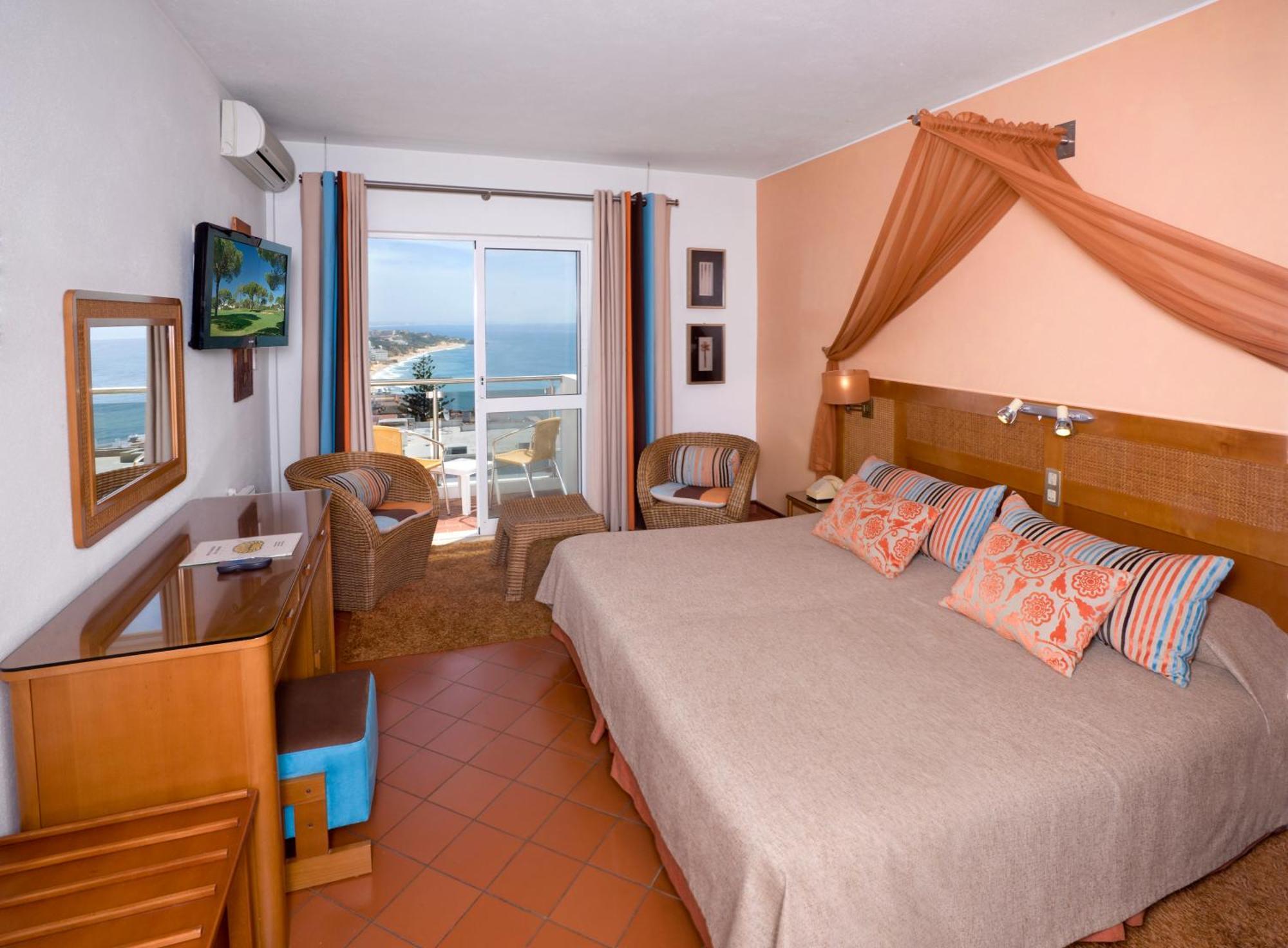 Quarto Duplo ou Twin com Vista Mar