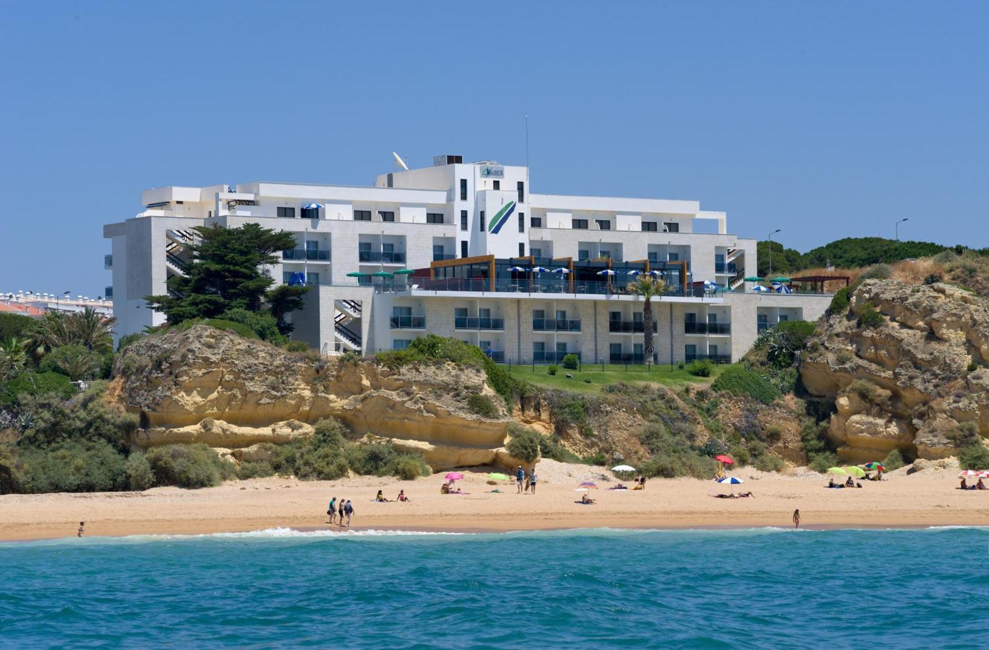 Suite Deluxe com Vista Mar (2 Adultos)