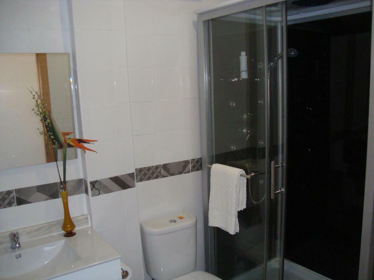 Quarto Duplo Deluxe com Varanda e Vista Mar